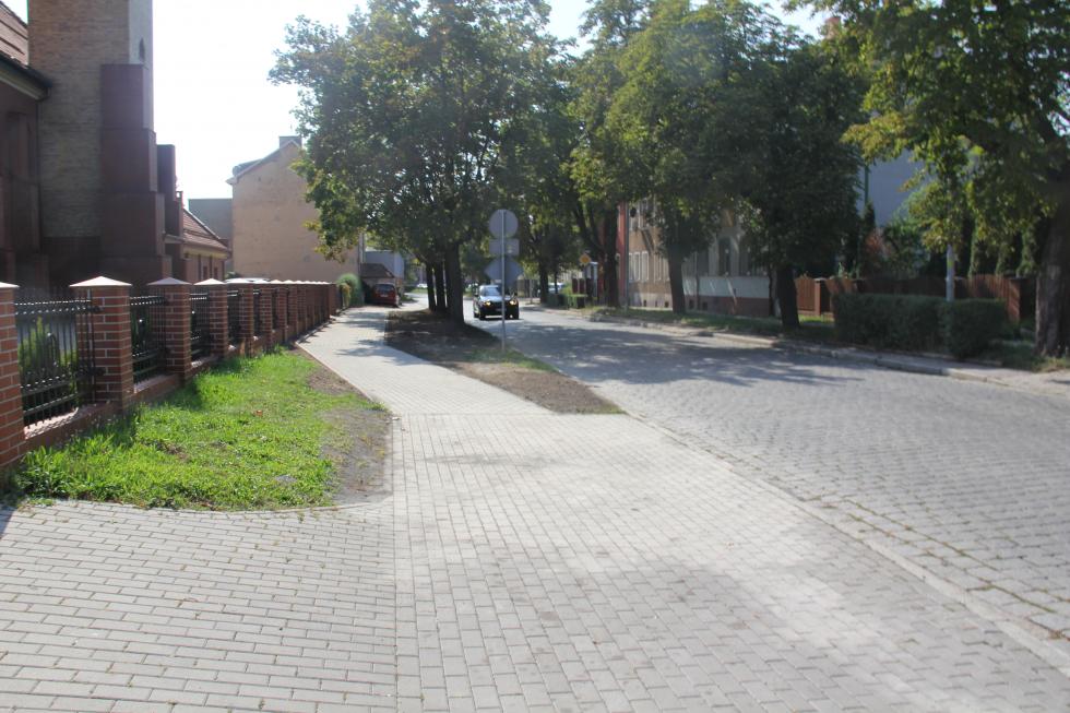 Nowy chodnik przy ul. Subickiej