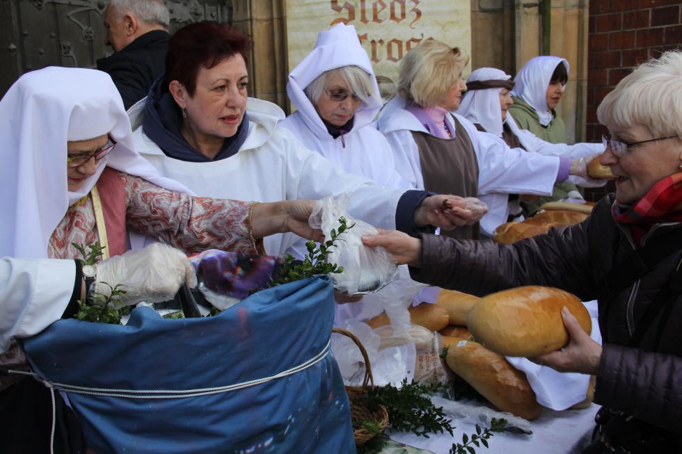 Legnicka tradycja.  Jamuniczy chleb, led i grosz 