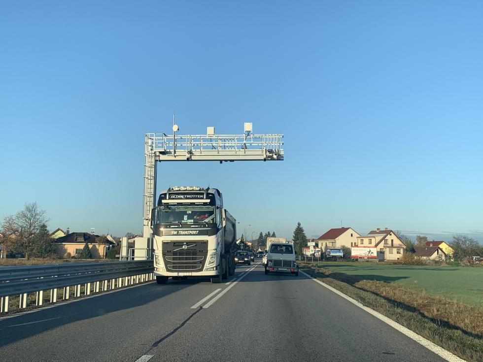 Blisko 100 tys. polskich ciężarówek nie wjedzie do Czech?