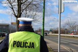 Legnica - Kierowca myślał, że przechytrzy policjantów